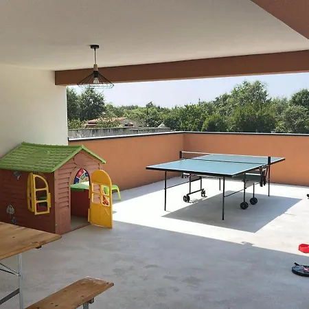 Danica Apartament *