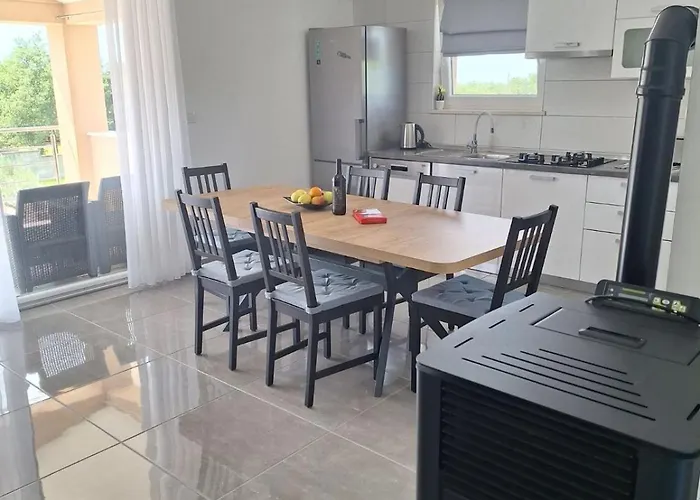 아파트 Danica 보드냔